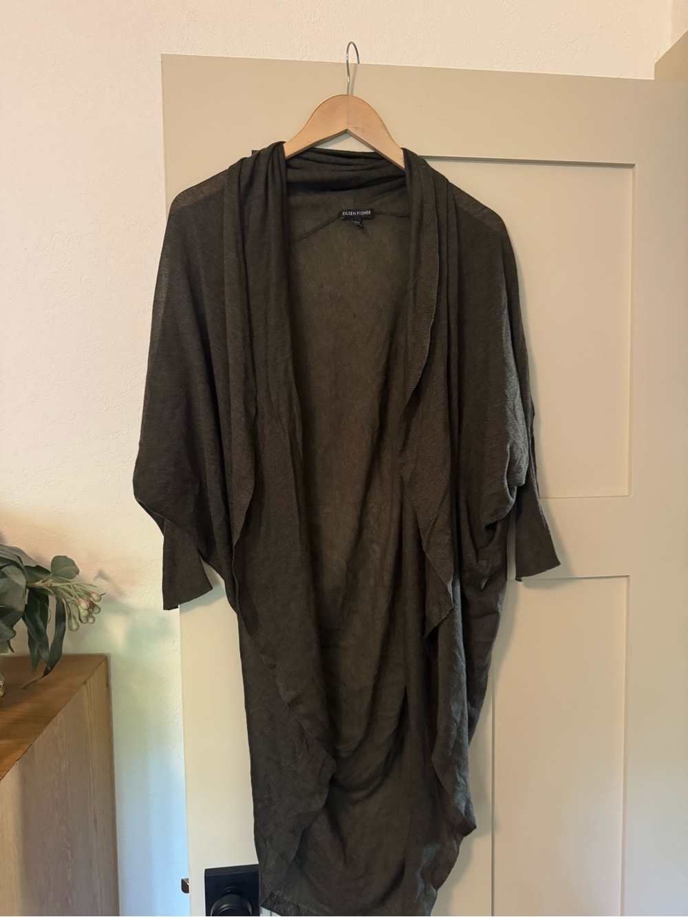 Eileen Fisher m green shell shawl 3/4 sleeves, asymmetrical hem shrug